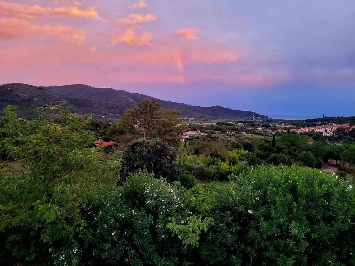 Villa La Collina Charme E Natura - Goelba Marmi Nyaraló