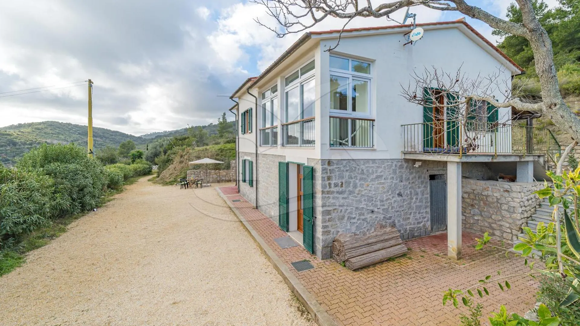 Villa La Collina Charme E Natura - Goelba Marmi 0*,